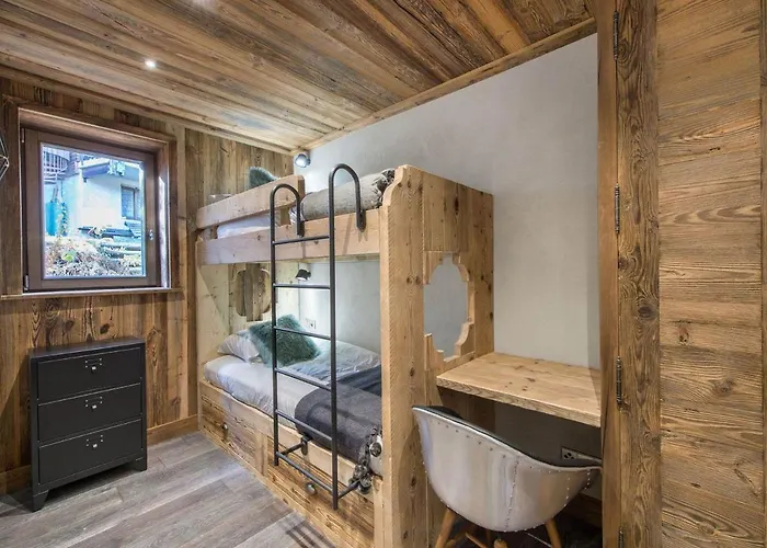 4 Au Centre De 1850 Avec Parking - Fr-1-564-93 *