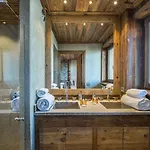4 Au Centre De 1850 Avec Parking - Fr-1-564-93 Courchevel
