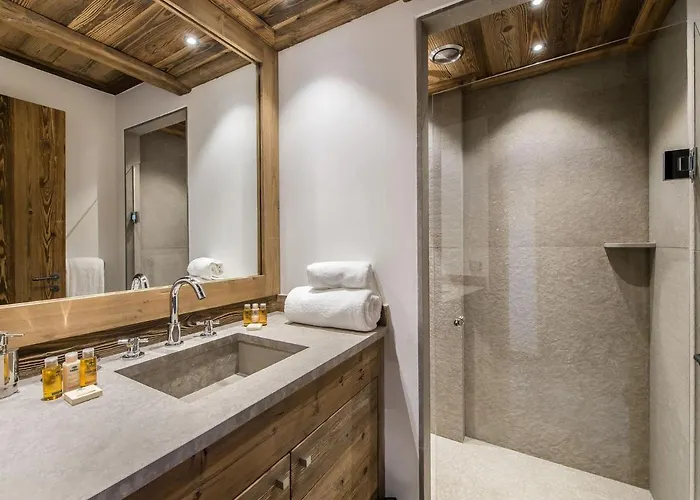 4 Au Centre De 1850 Avec Parking - Fr-1-564-93 Daire